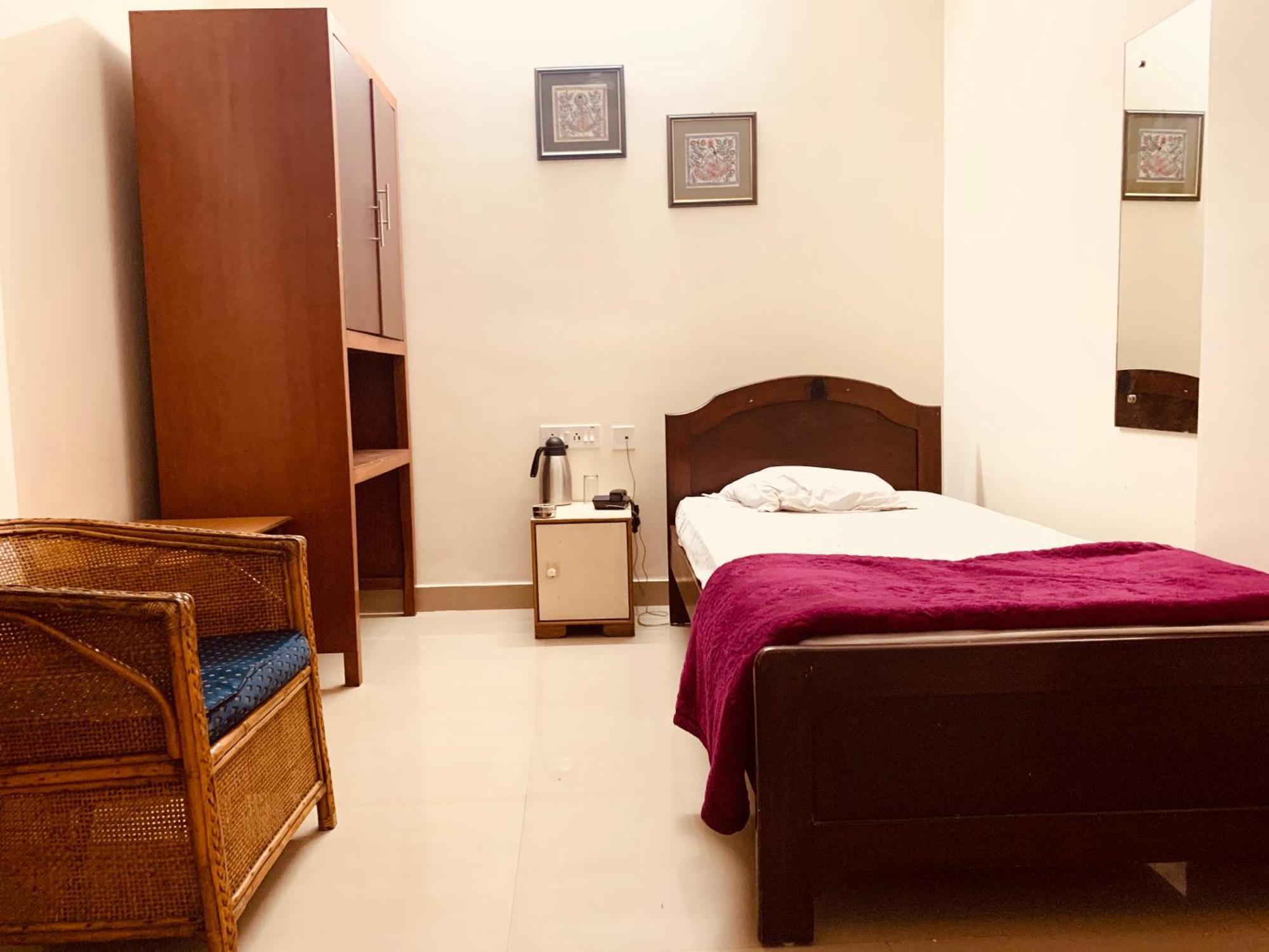 Hotel Devika Dibrugarh Eksteriør bilde